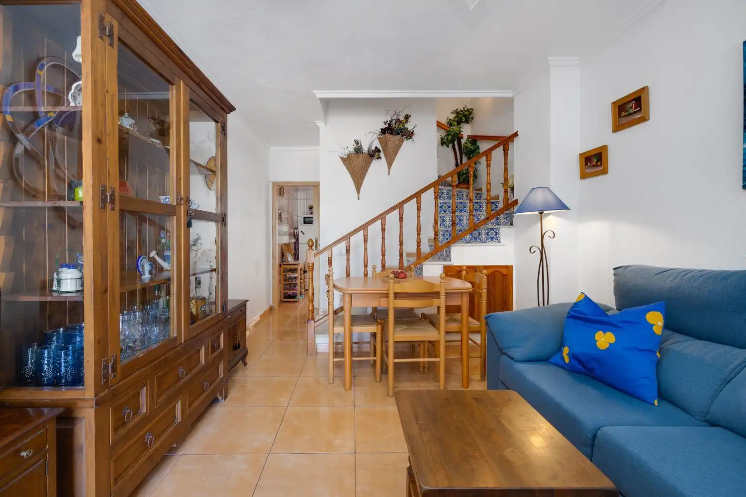 Einfamilien-Reihenhaus zum Verkauf in Torrevieja mit Terrasse, Balkon und Gemeinschaftspool