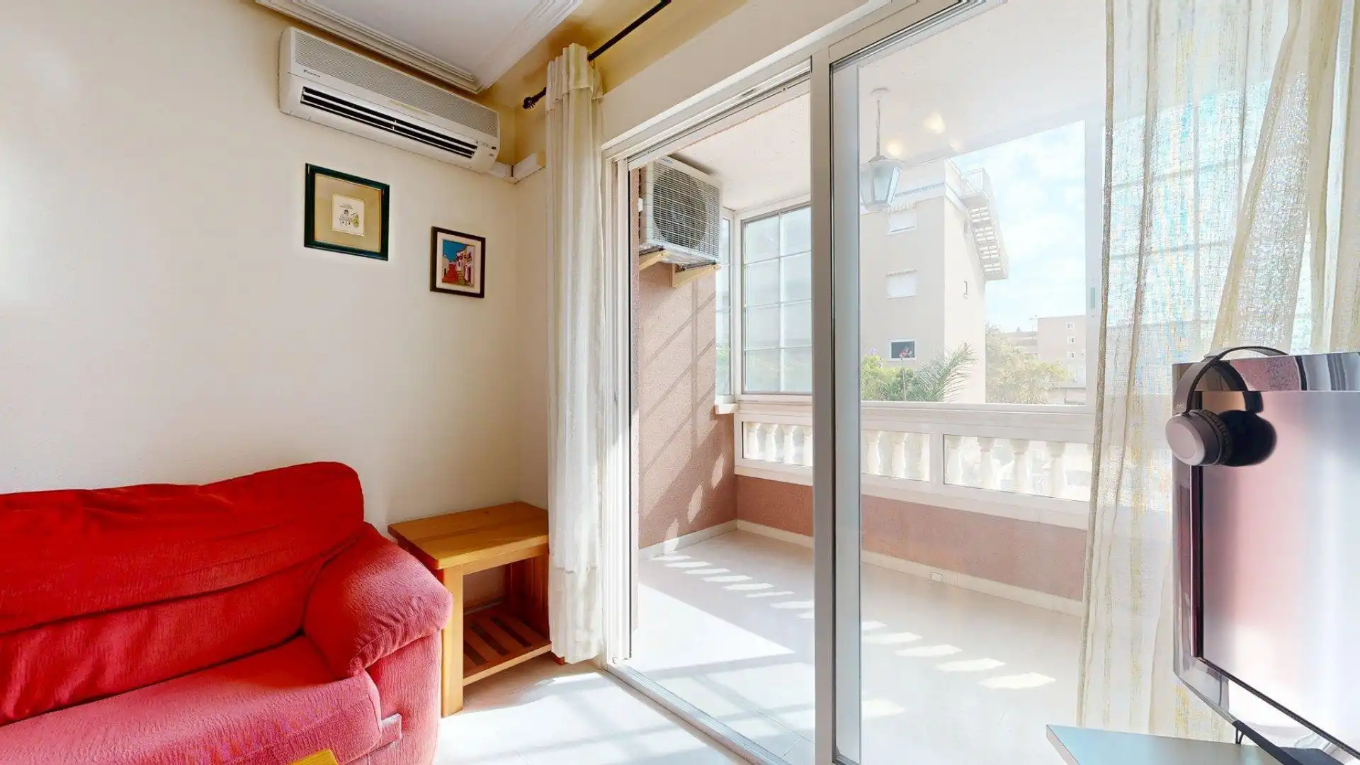 Apartamento en venta en Calle GIJON, Ciutat Esportiva