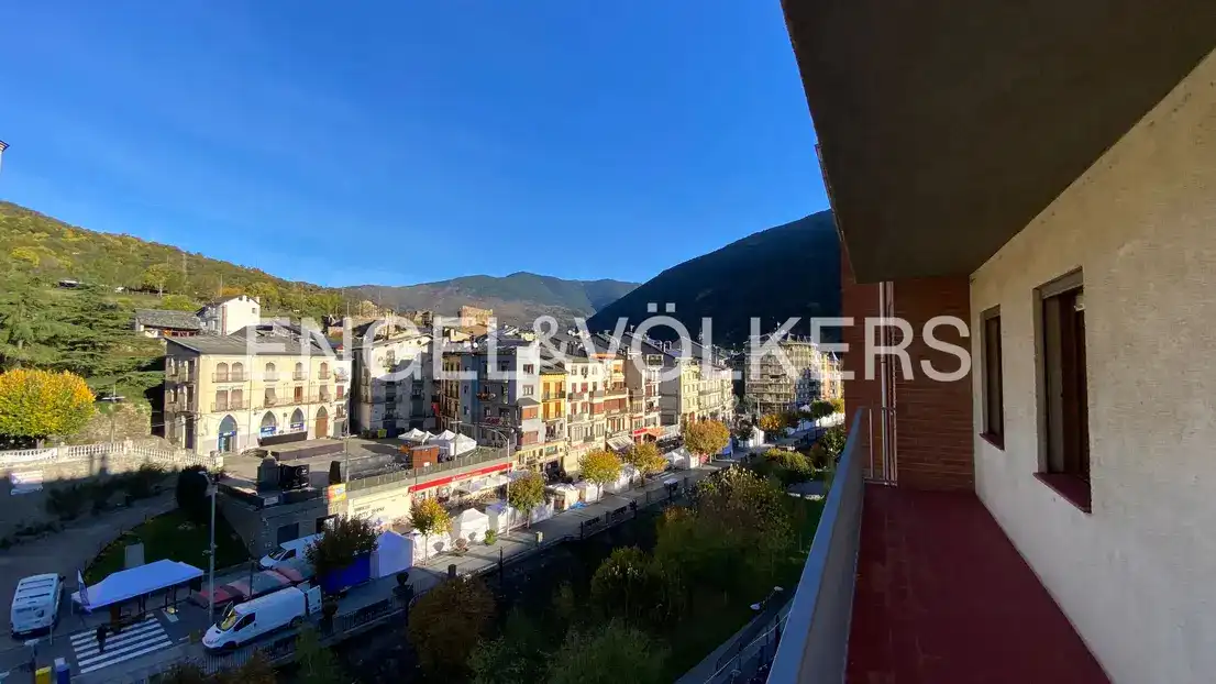 Appartamento con terrazza in vendita a Passatge de Santa Anna, imagen 9