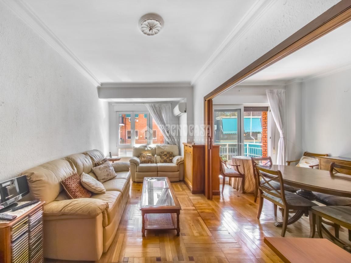 Flat for sale in Ciudad Jardín, Chamartín,  Madrid Capital