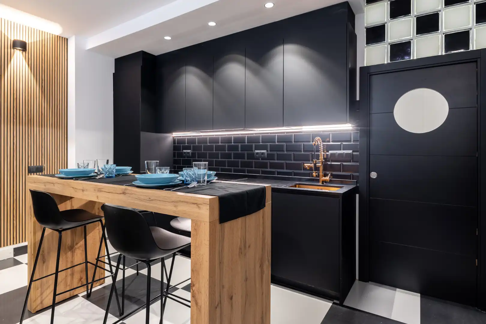 Cocina de Apartamento de alquiler en Madrid con Aire acondicionado, Calefacción y Amueblado