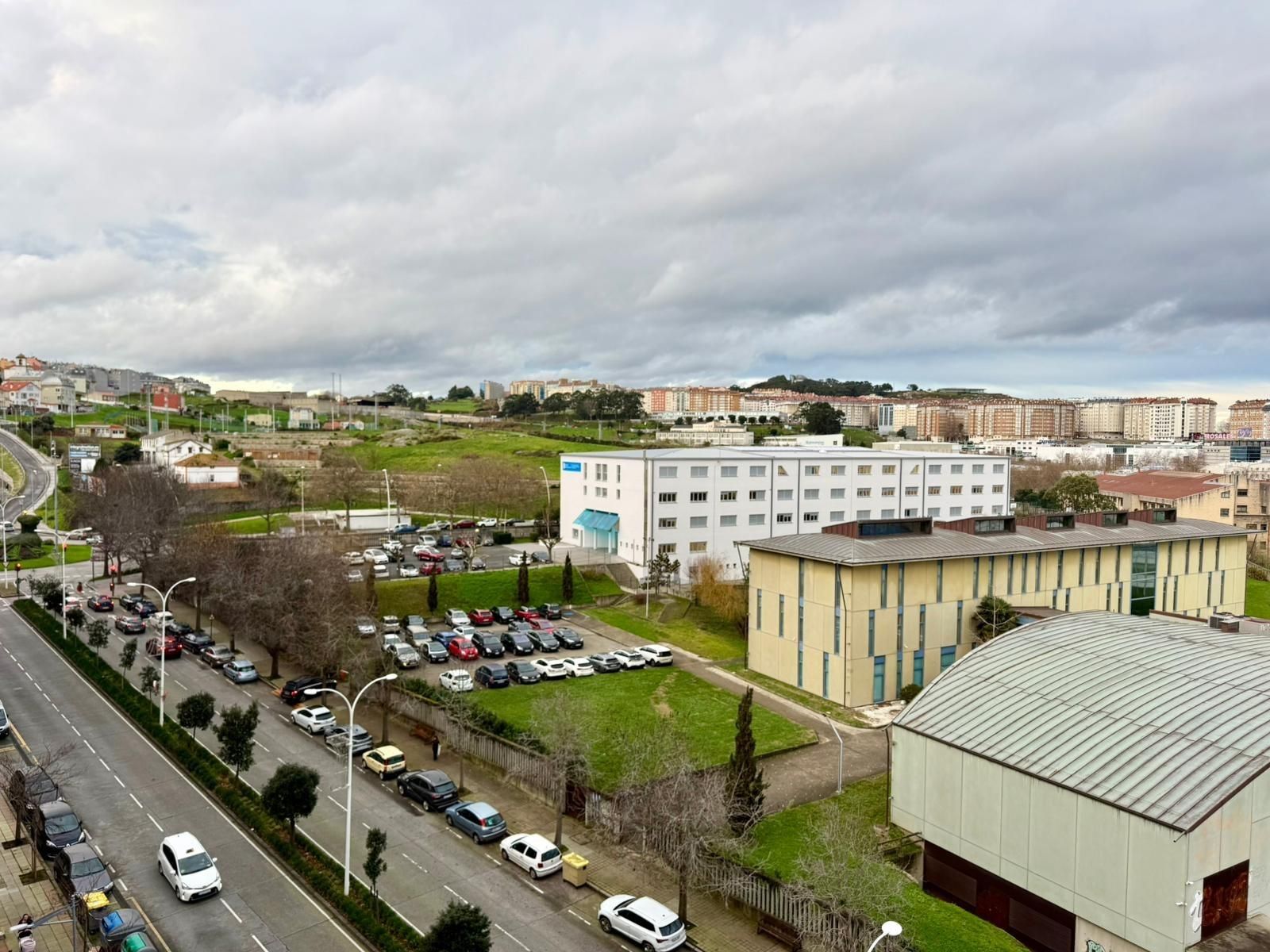 Vista exterior de Pis en venda en A Coruña Capital  amb Jardí privat i Traster