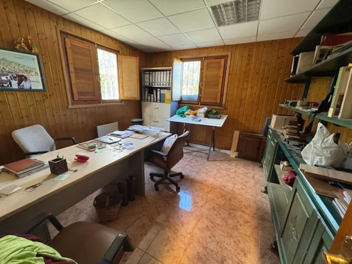 Industrial buildings for sale in Carreño