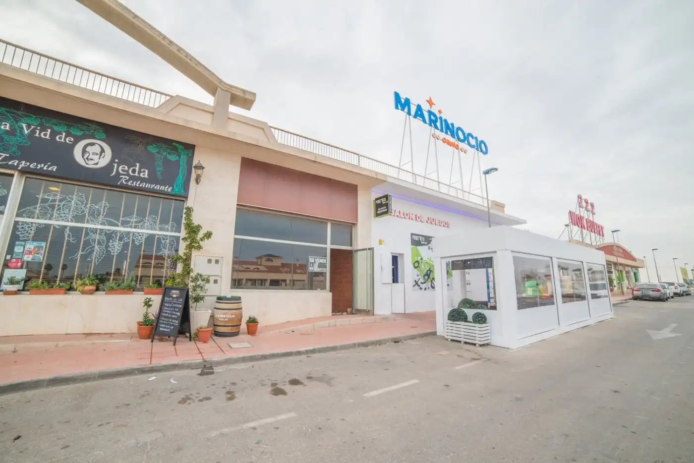 Business premises for sale in Calle viena