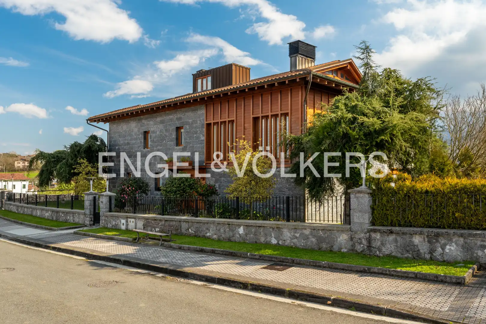 Vista exterior de Finca rústica en venta en Olaberria con Aire acondicionado, Calefacción y Jardín privado