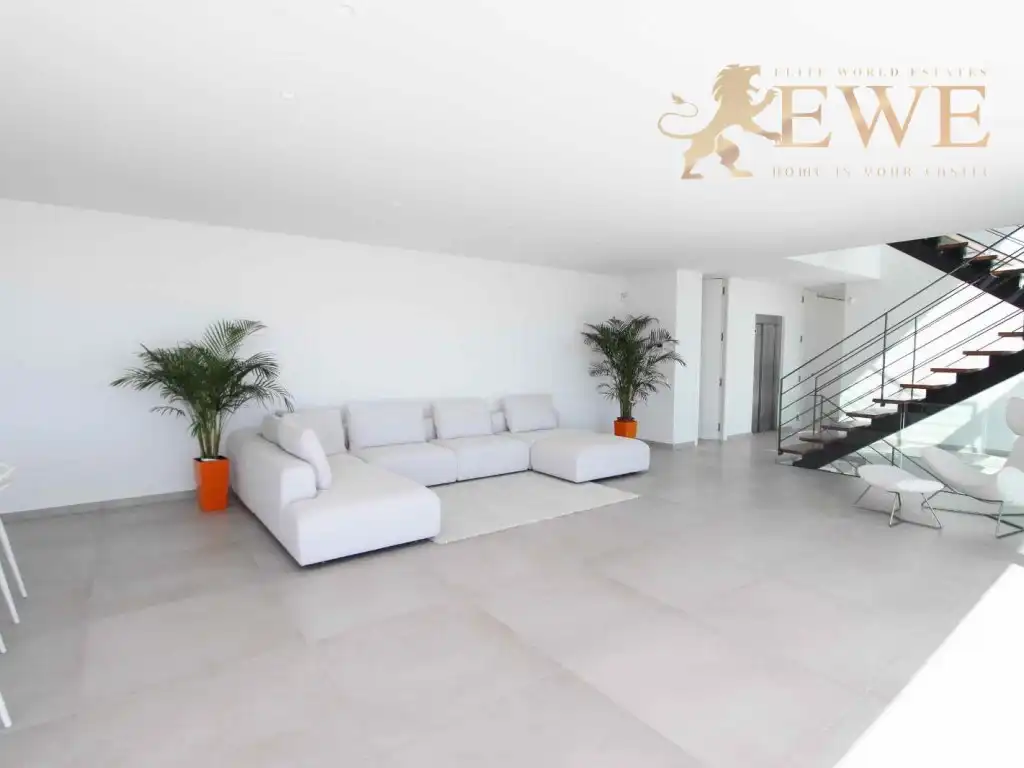 Sala d'estar de Casa o xalet en venda en La Fustera  