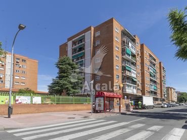 Appartamento con ascensore in vendita a Reyes Católicos