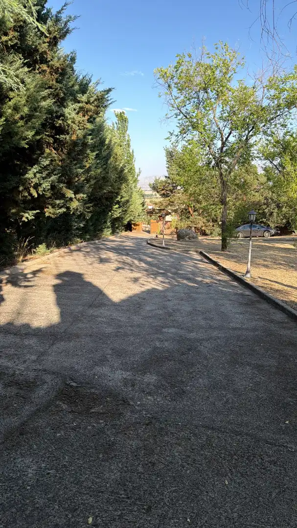 Aparcament de Casa o xalet en venda en Muñana amb Calefacció, Jardí privat i Piscina