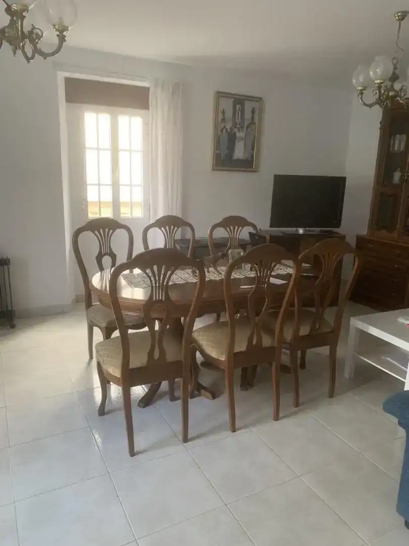 Comedor de Piso en venta en Aranga con Jardín privado, Trastero y Amueblado