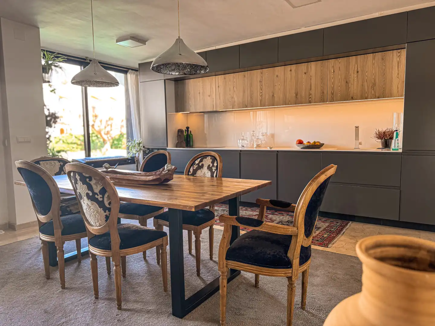 Comedor de Dúplex en venta en Estepona con Aire acondicionado, Terraza y Piscina