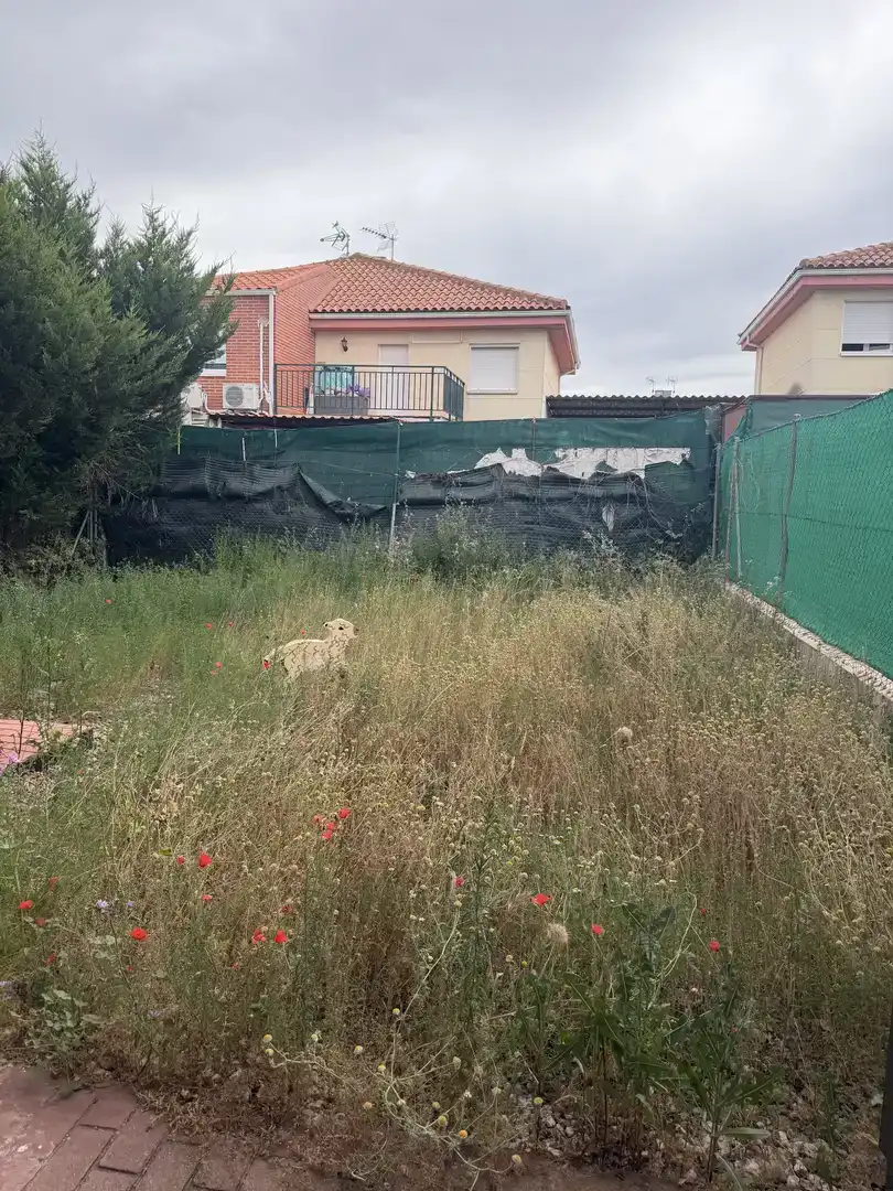 Casa o chalet en venta en Villaverde de Medina con Jardín privado, Trastero y Balcón