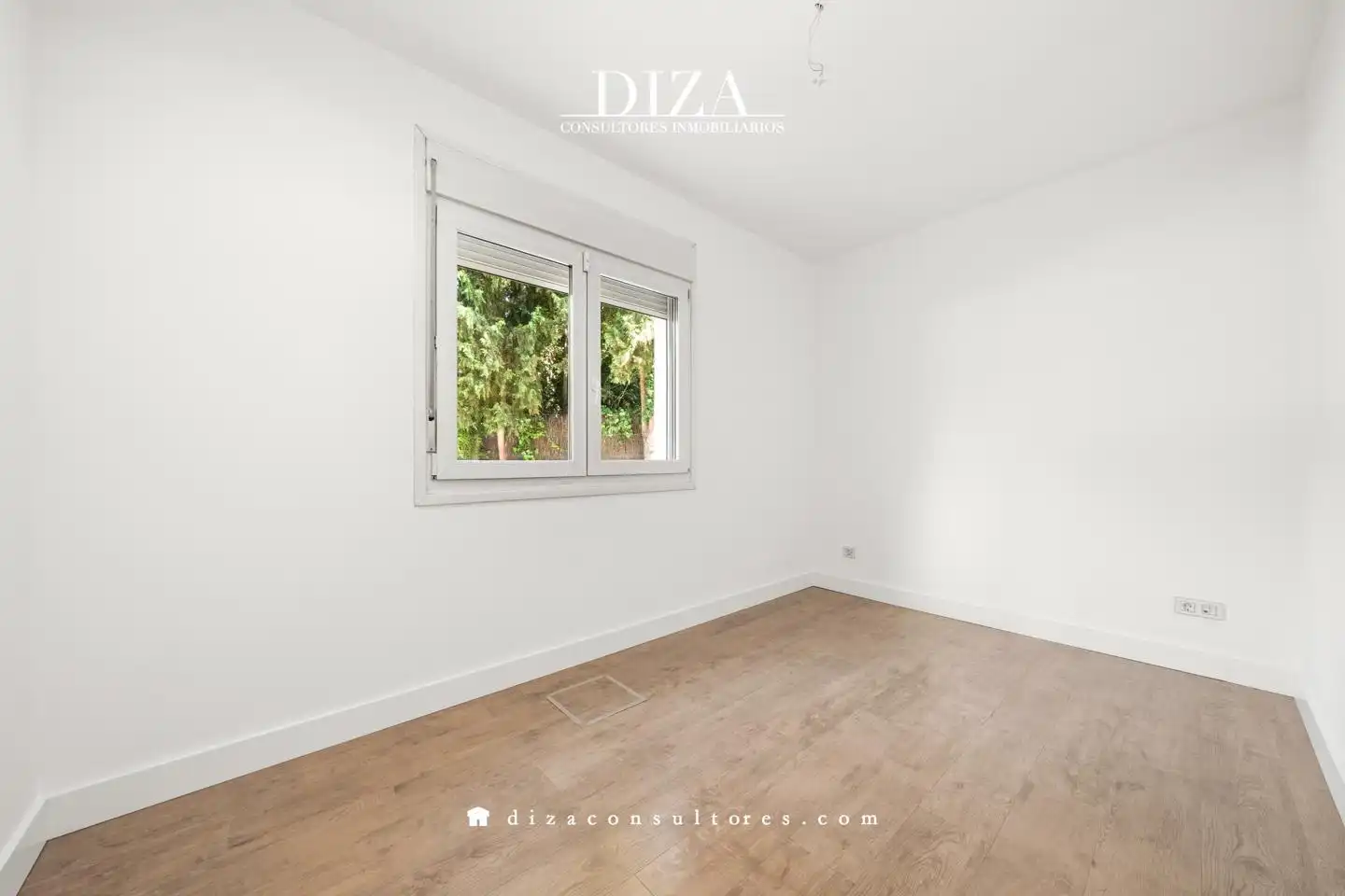 Bedroom of Houses for rent in Madrid  with Air Conditioner, Heating and Private garden
