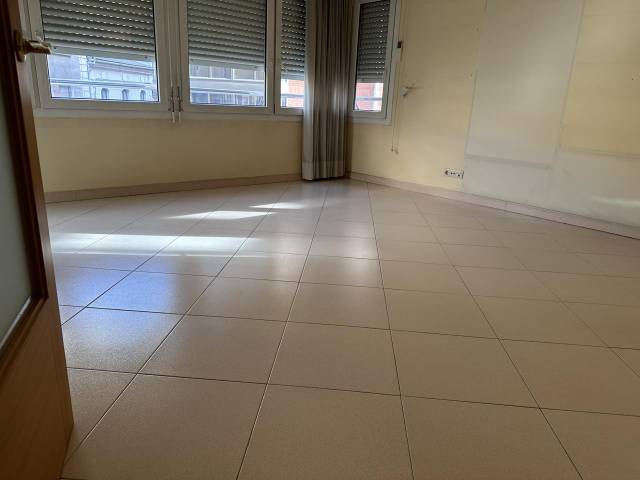 Piso en Venta en Carrer del Bruc en Valldaura - Carretera de Cardona