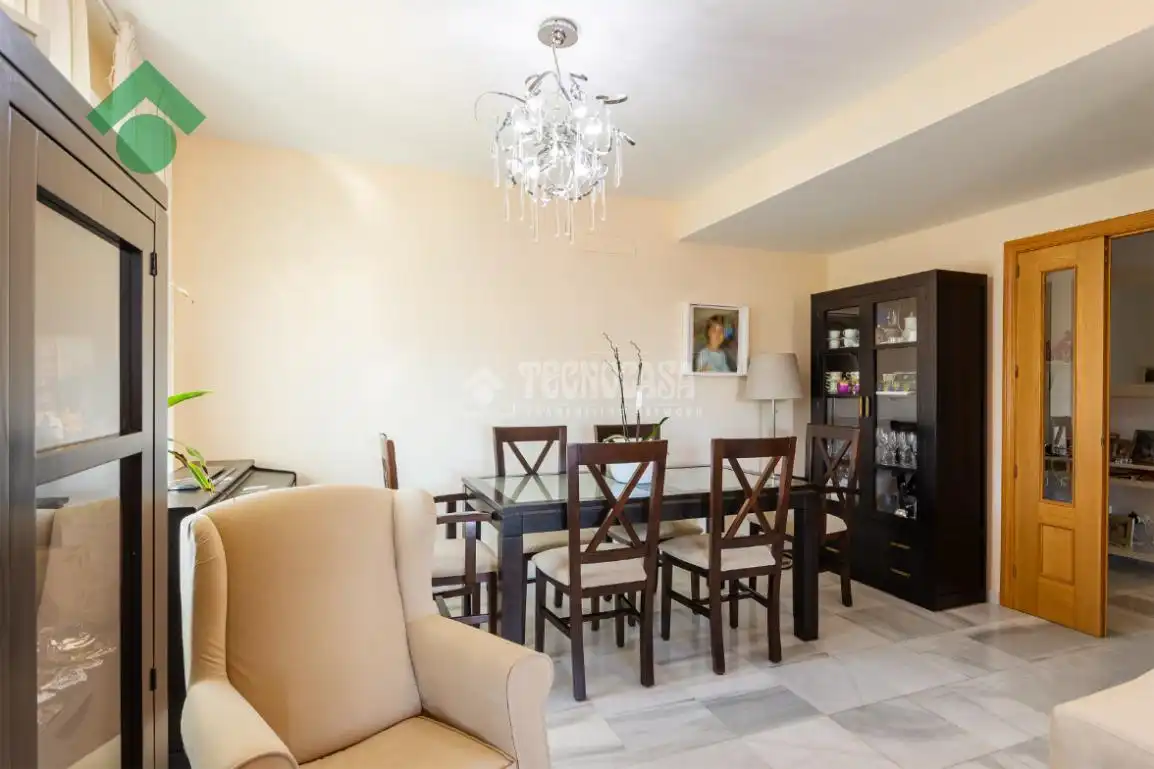 Dining room of Flat for sale in Vélez-Málaga  with Air Conditioner and Furnished
