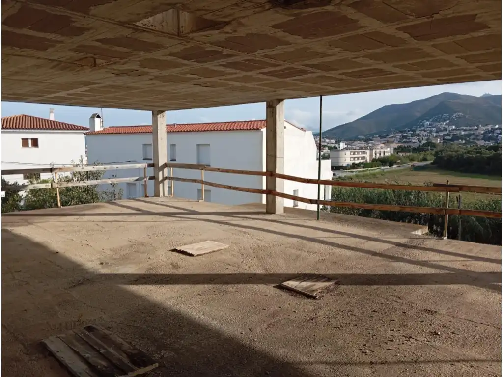 Gebäude zum Verkauf in Grifeu - Cap Ras - Els Estanys - Sant Genís