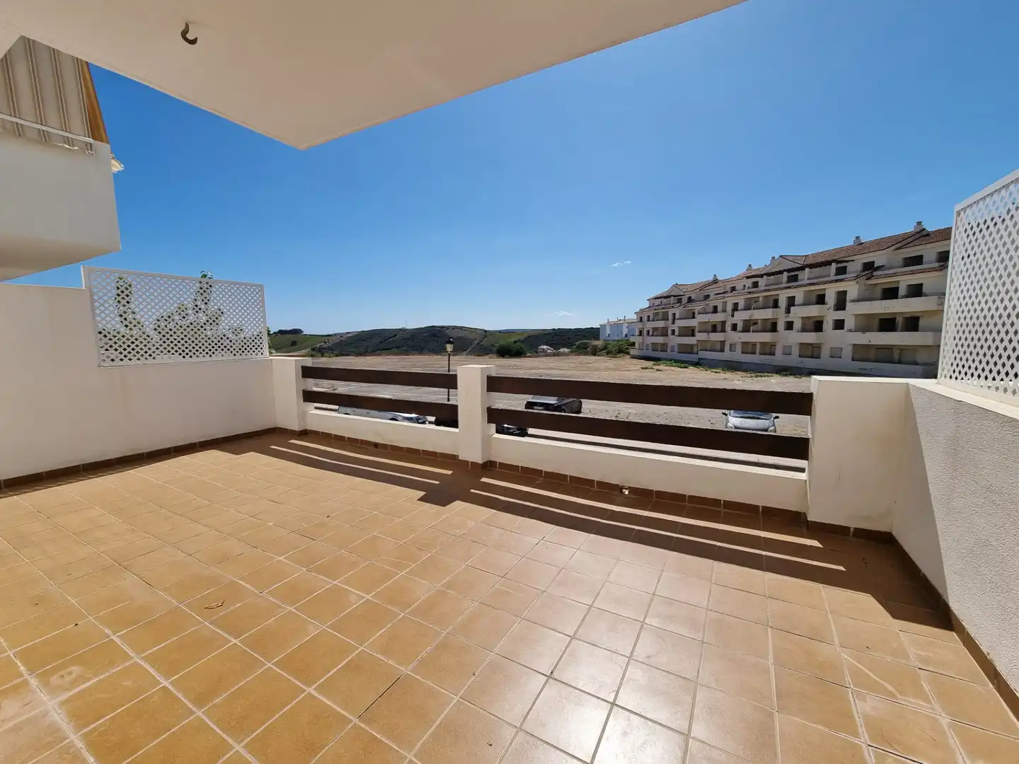 Bajo con piscina en venta en Manilva Pueblo