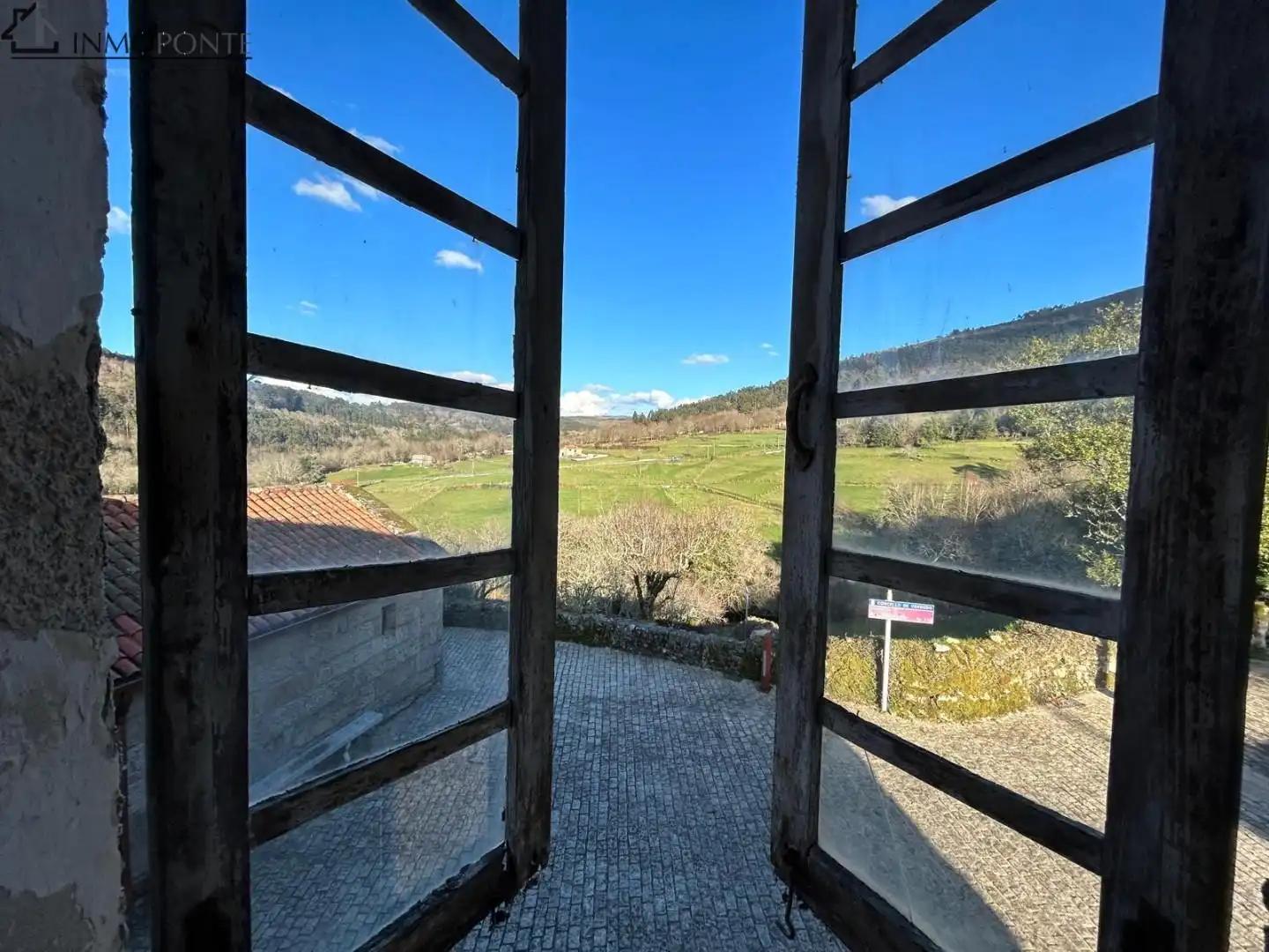 Vista exterior de Casa o xalet en venda en Cerdedo amb Jardí privat i Traster