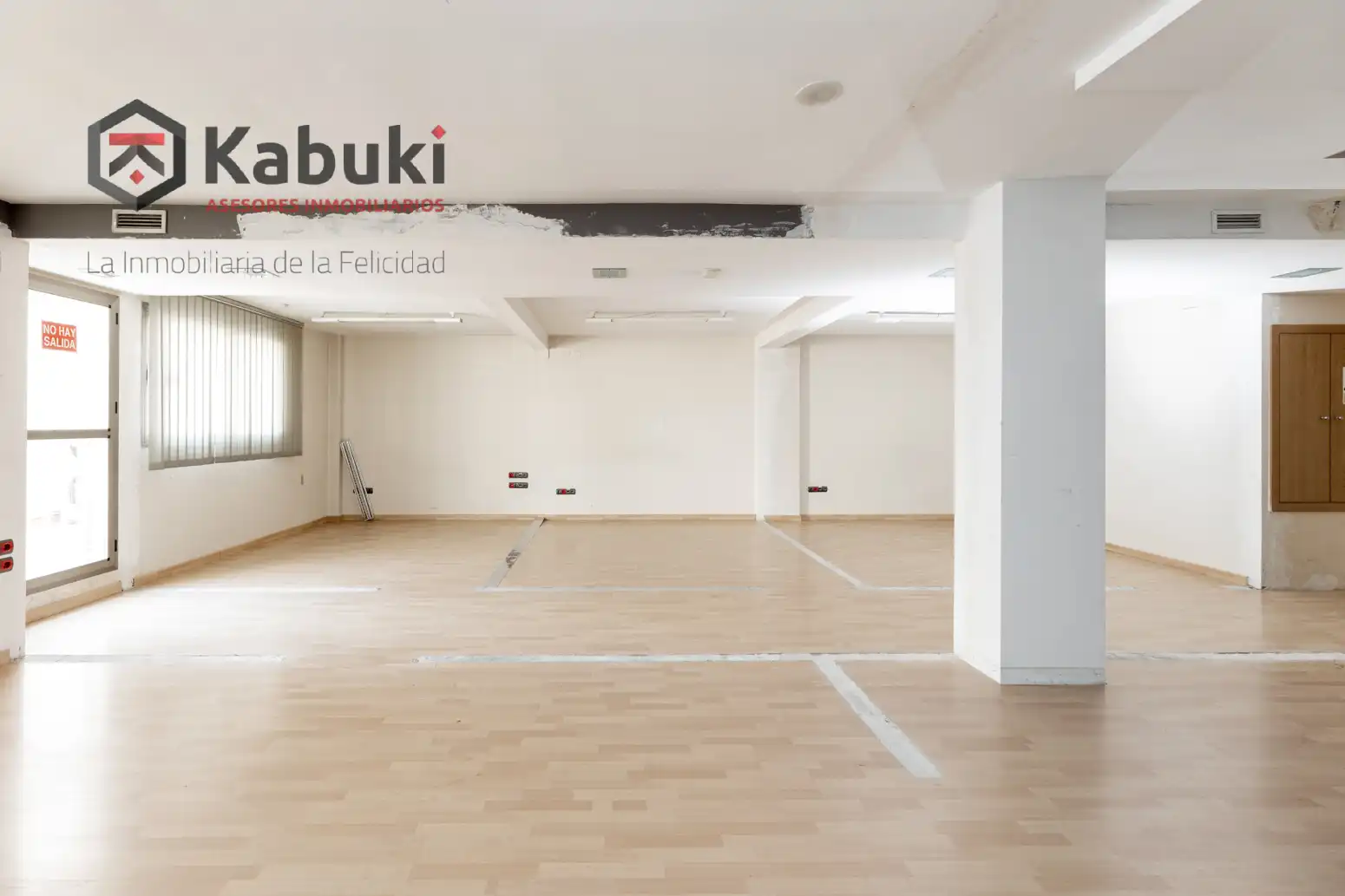 Büro zur Miete in Armilla mit Terrasse