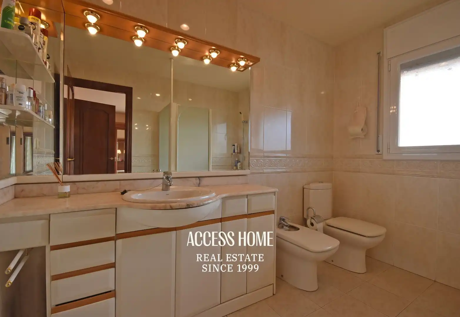 Baño de Casa o chalet en venta en Sant Pol de Mar con Calefacción, Trastero y Piscina