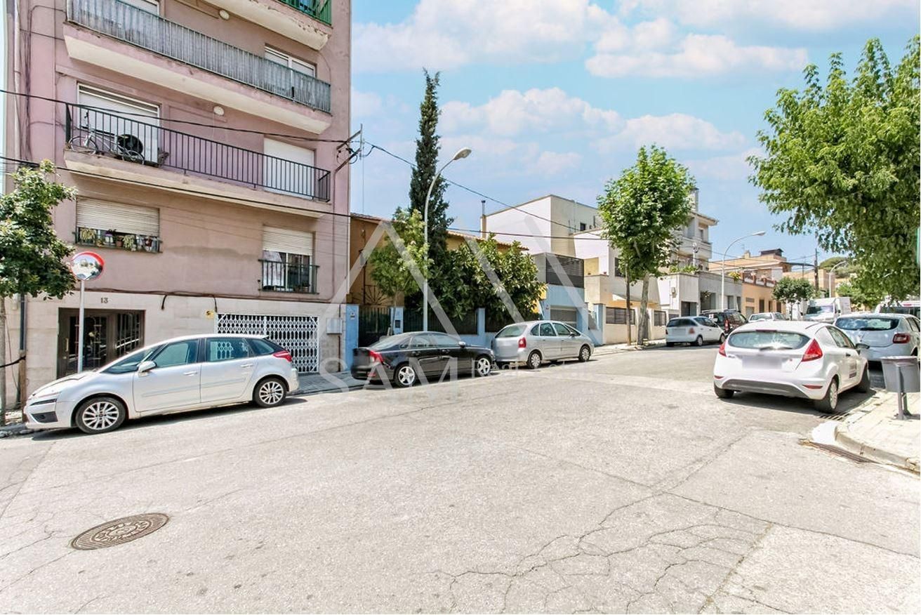Exterior view of Flat for sale in Badalona  with Balcony