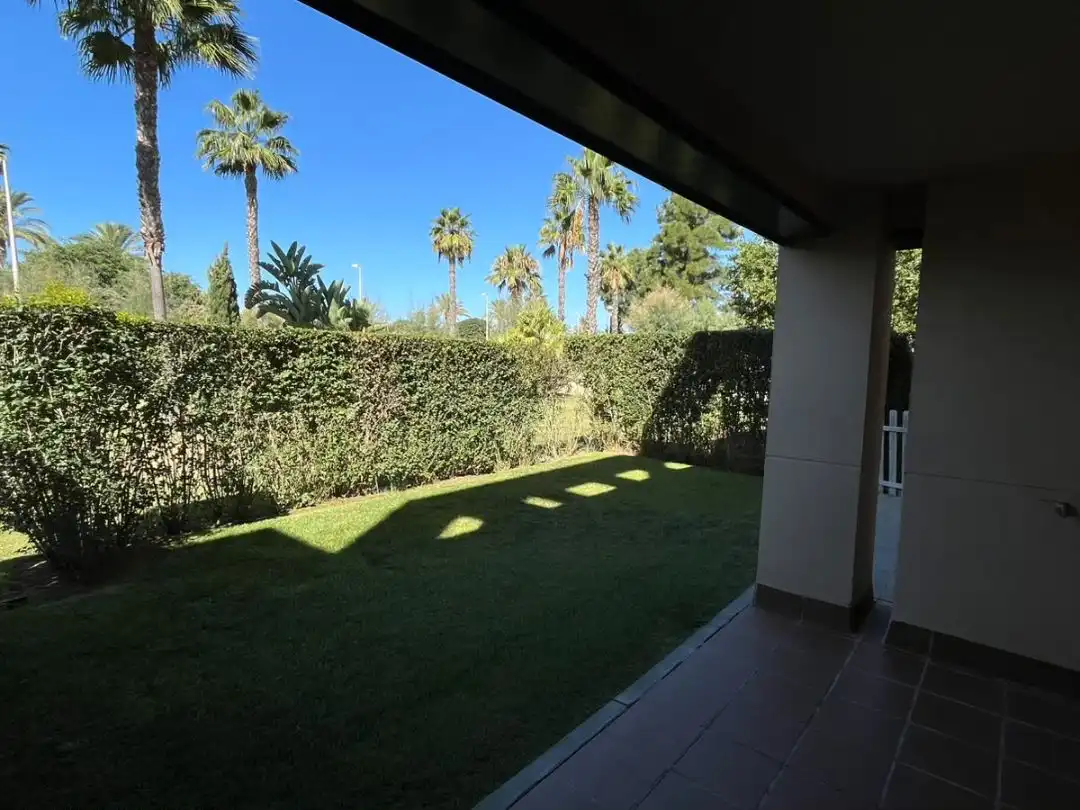 Jardí de Planta baixa en venda en Chipiona amb Aire condicionat