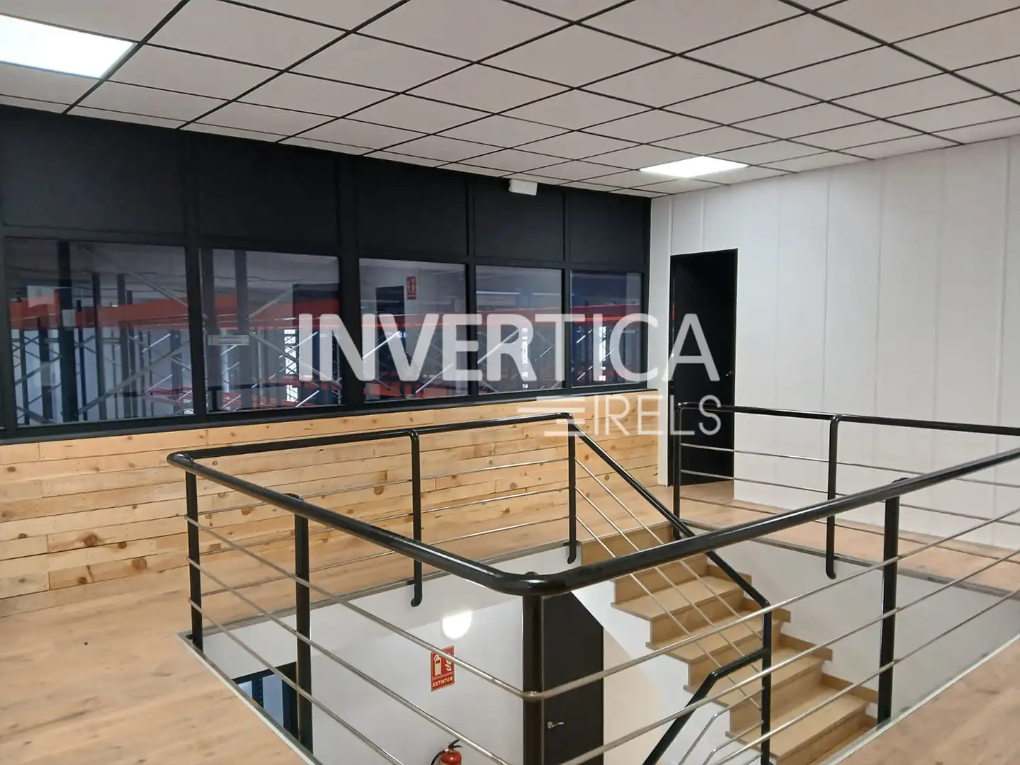 Nave industrial de alquiler en Vallmoll con Calefacción y Alarma