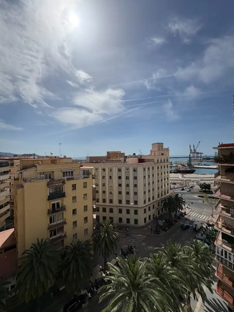 Vista exterior de Pis de lloguer en Málaga amb Aire condicionat, Moblat i Forn