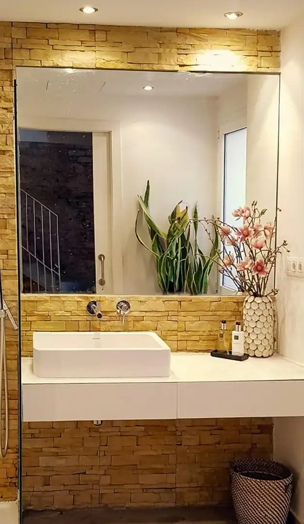 Bany de Edifici en venda en Barcelona