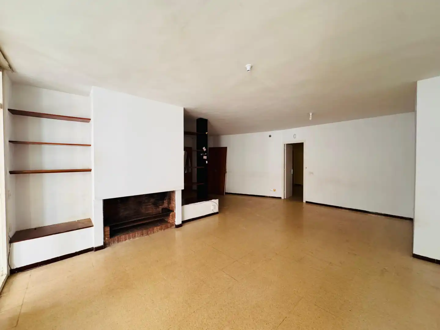 Sala de estar de Piso en venta en Palafrugell con Calefacción, Terraza y Balcón