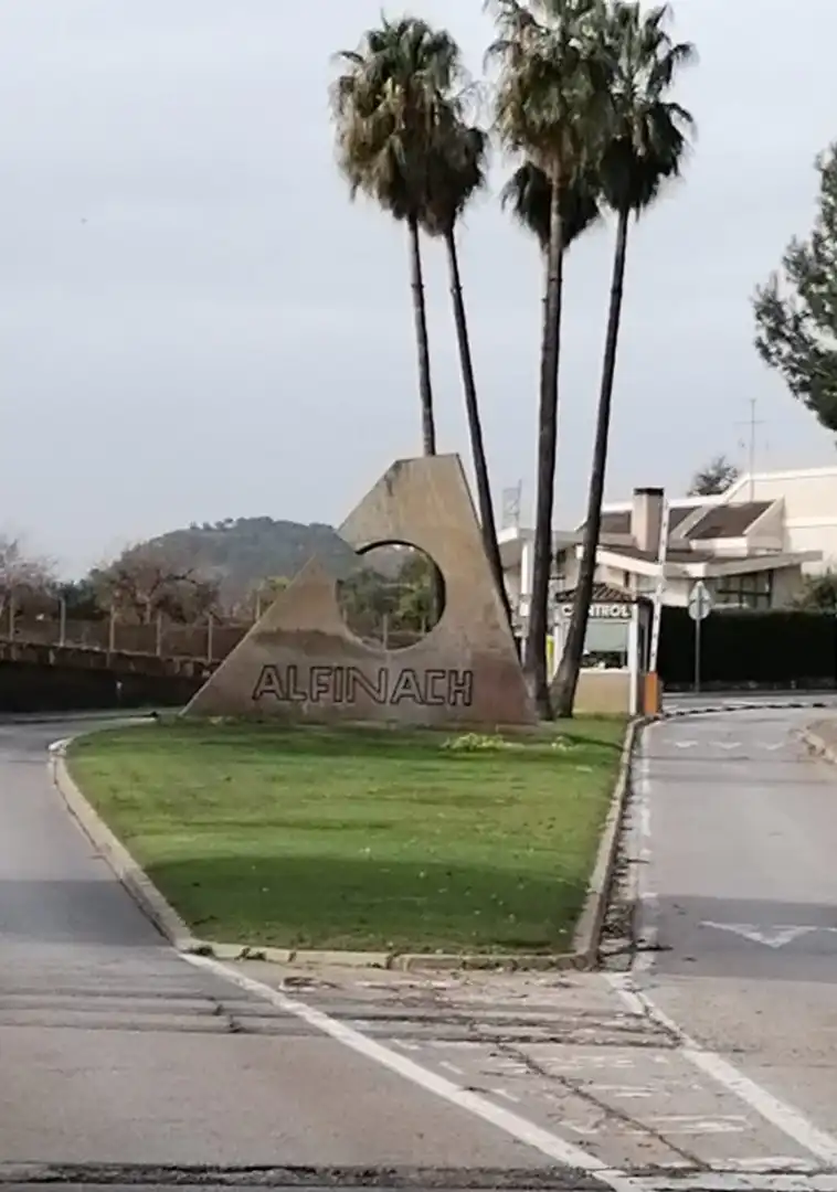 Terreno residenziale in vendita a Alfinach - Los Monasterios
