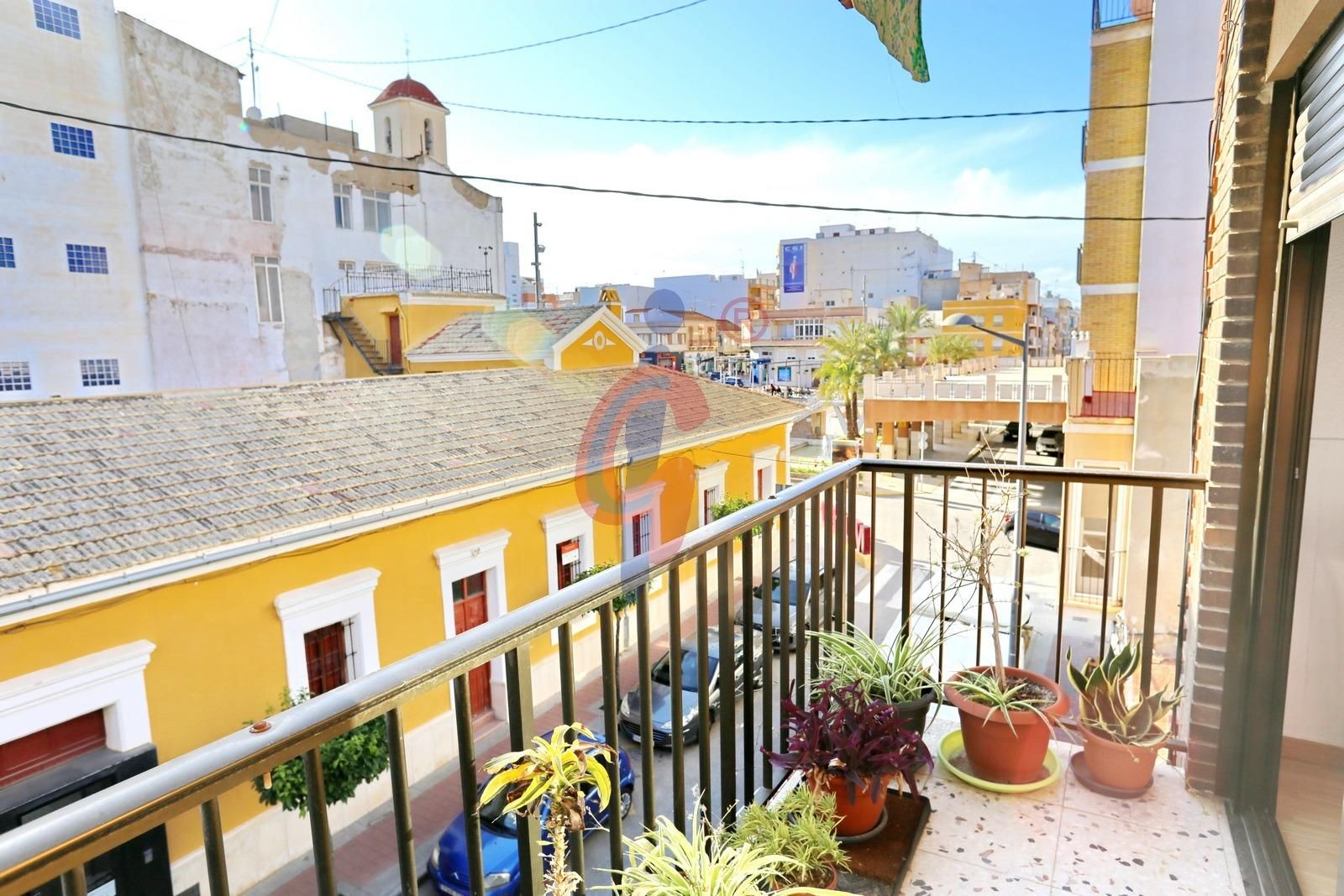 Exterior view of Apartment for sale in Guardamar del Segura  with Air Conditioner, Heating and Balcony
