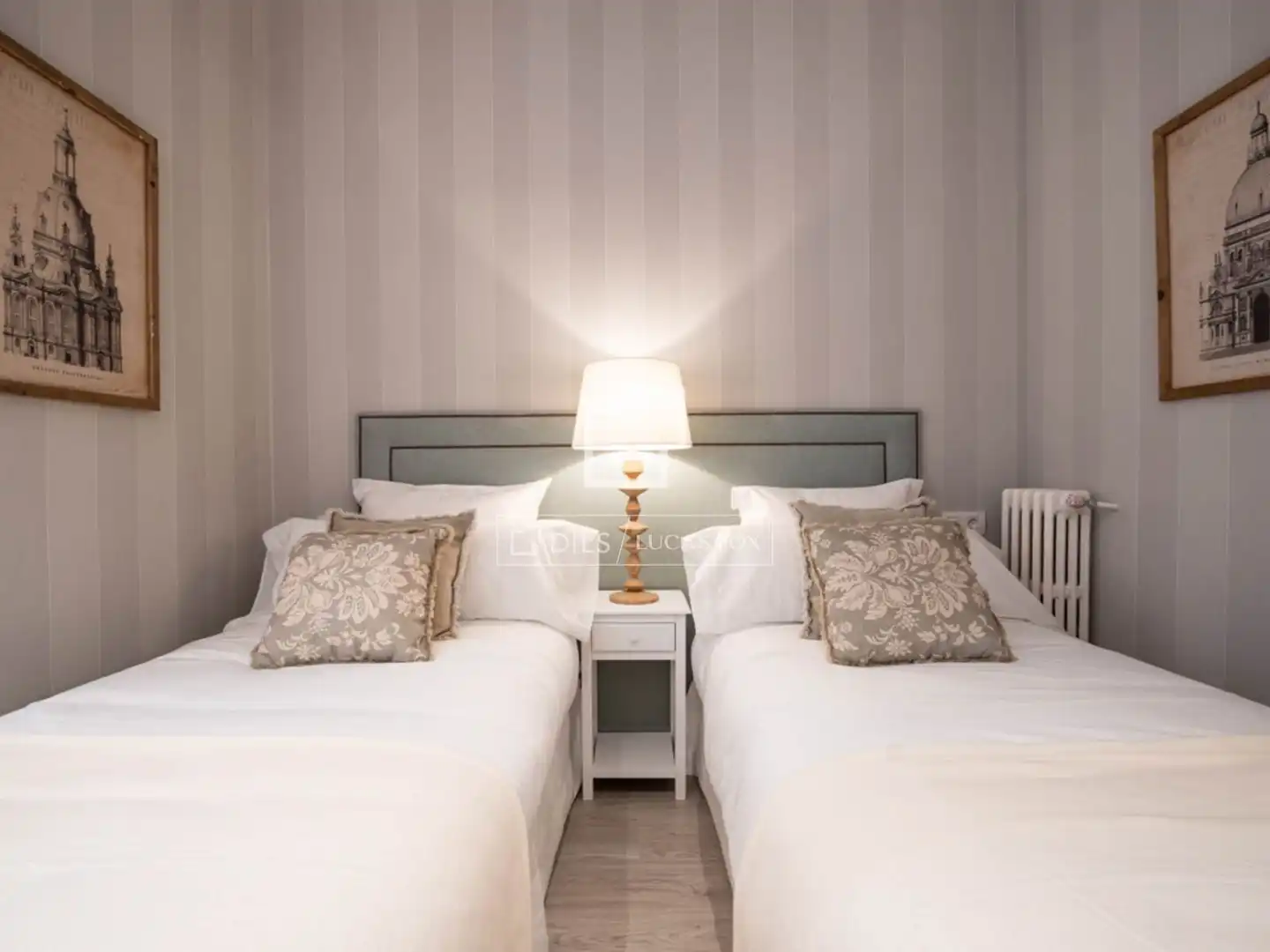 Bedroom of Flat for rent in Madrid  with Air Conditioner, Parquet flooring and Furnished