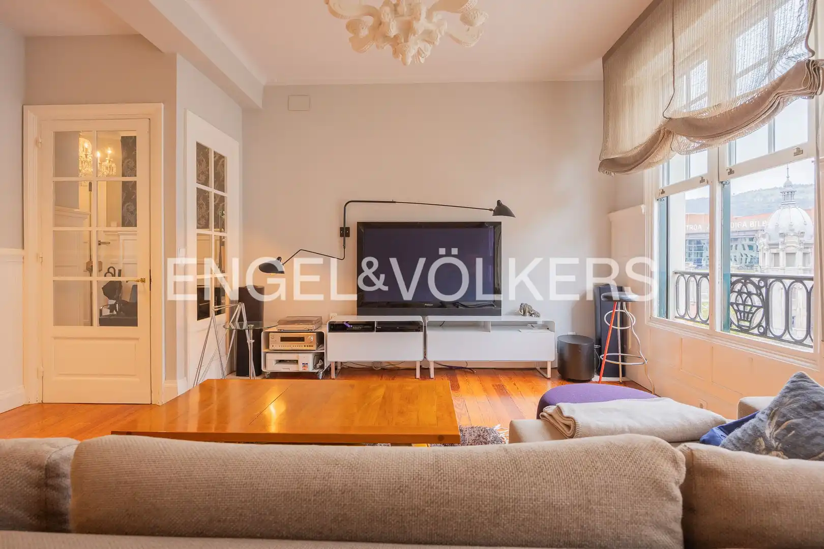 Living room of Flat for sale in Bilbao   with Heating