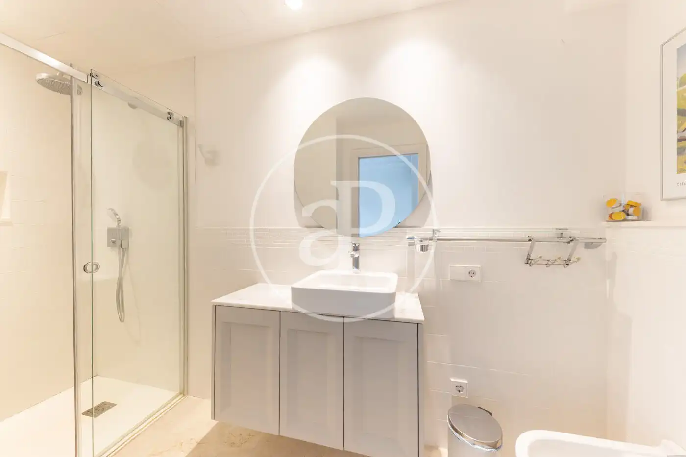 Badezimmer von Einfamilien-Reihenhaus zum Verkauf in  Palma de Mallorca mit Klimaanlage, Heizung und Privatgarten