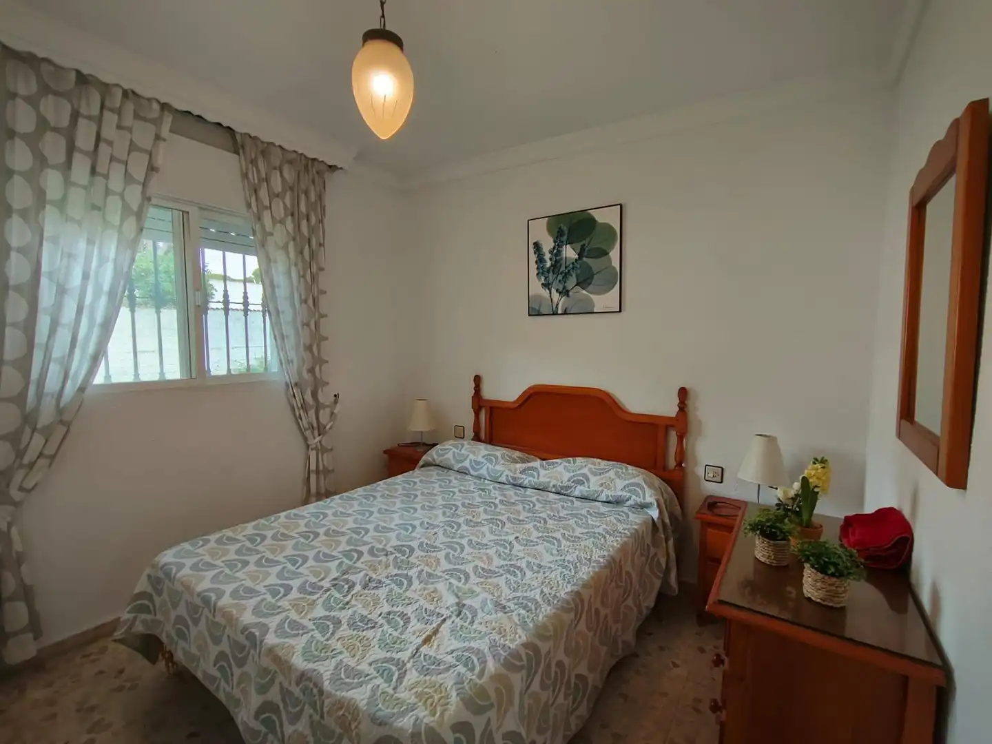 Dormitori de Casa o xalet en venda en Chiclana de la Frontera amb Jardí privat i Terrassa