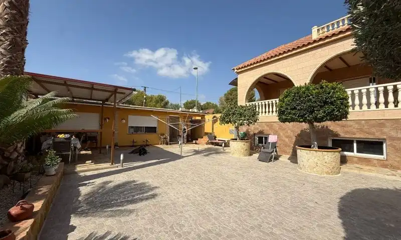 Villa zum Verkauf in Calle  Almendro, imagen 14