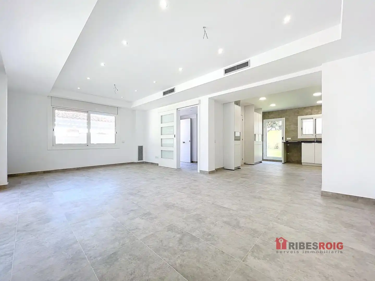 Detached homes for sale in Circumval Lacio, Centre