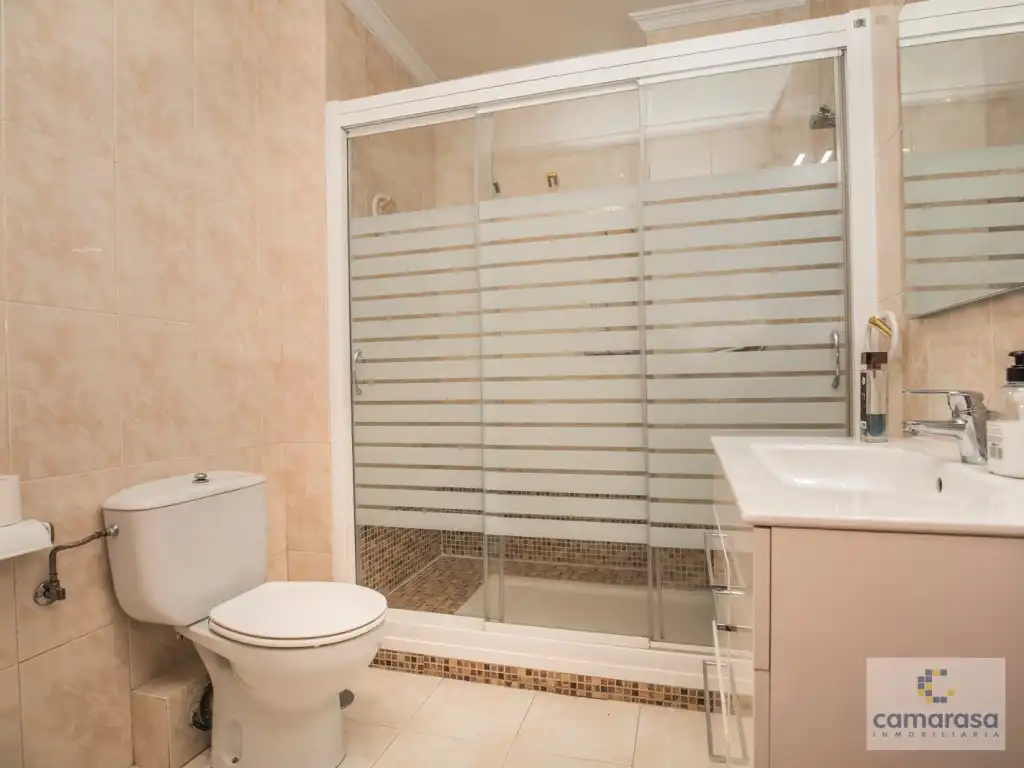 Baño de Piso en venta en Ávila con Calefacción y Terraza