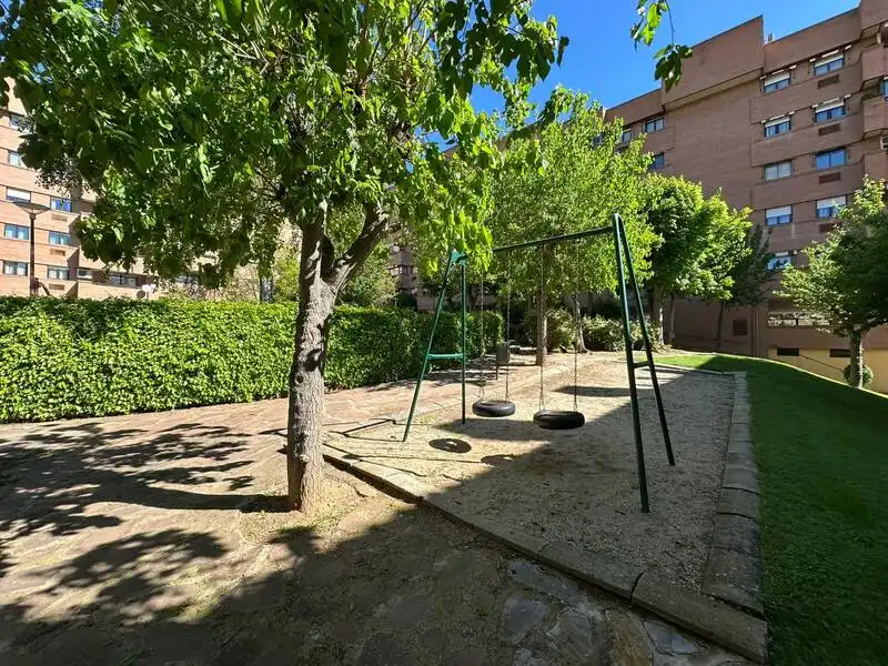 Garten von Wohnung zum Verkauf in Toledo mit Klimaanlage, Heizung und Privatgarten