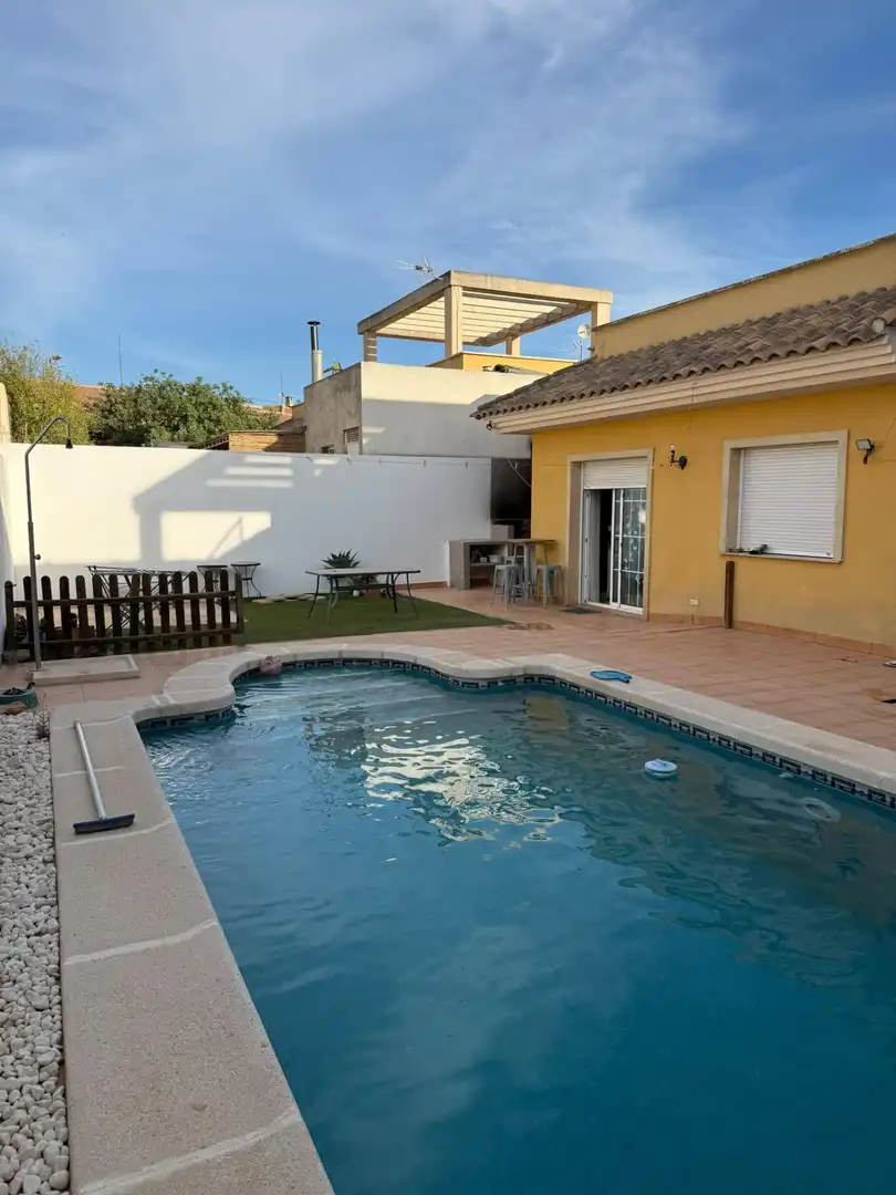 Maison jumelée avec jardin à vendre à Totana