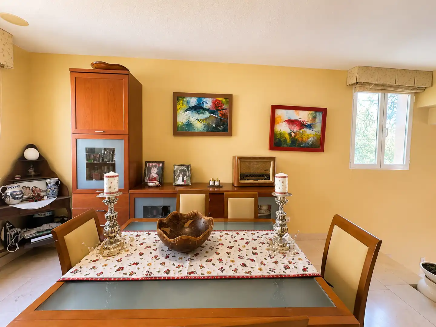 Comedor de Casa adosada en venta en Torrelodones con Piscina comunitaria