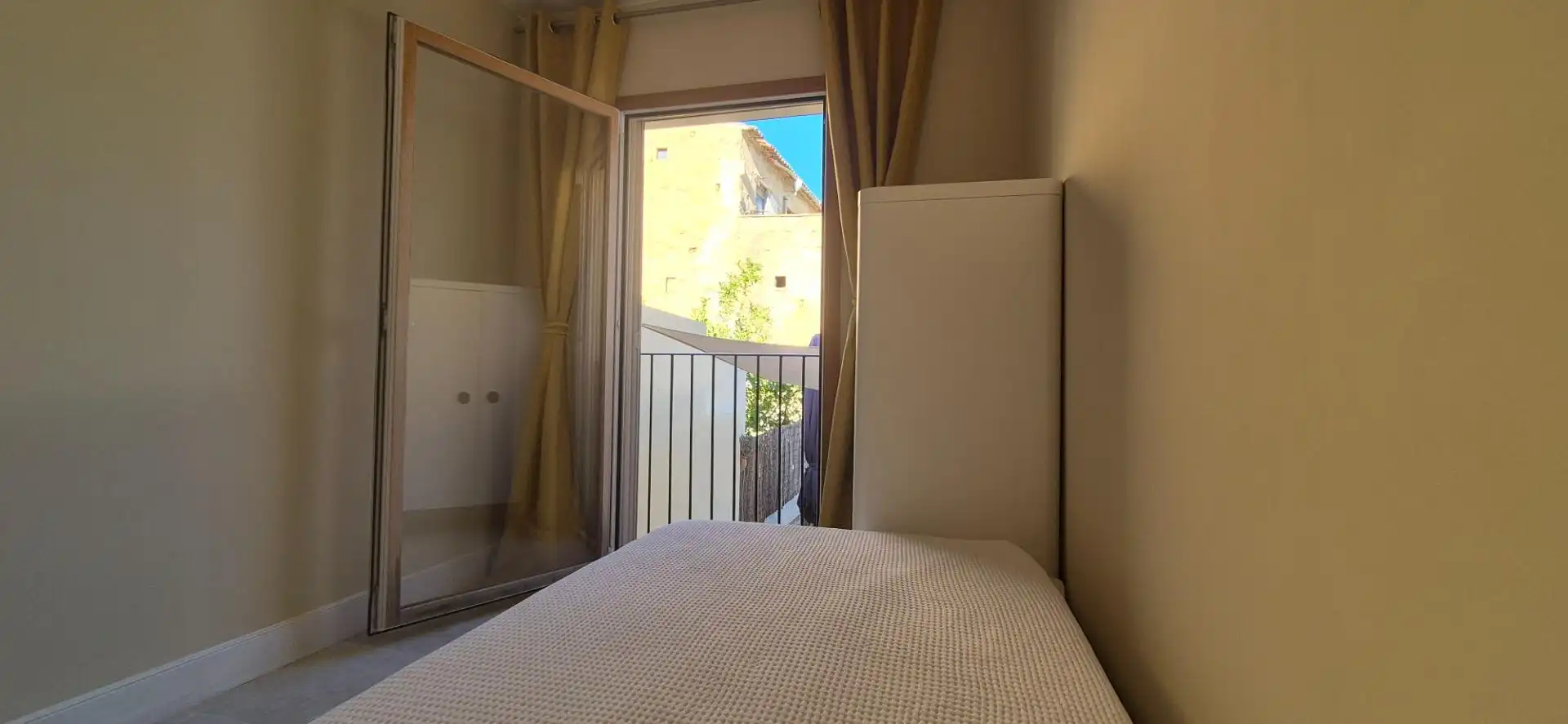 Habitación de Finca rústica en venta en Alaró con Aire acondicionado, Calefacción y Terraza
