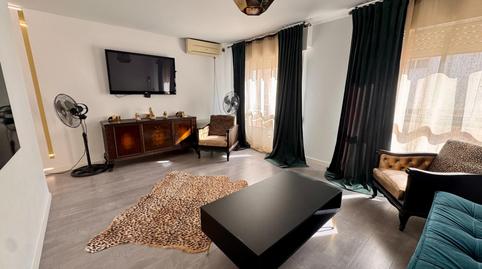 Photo 2 of Flat to rent in Calle del Pintor Lorenzo Casanova, Ensanche - Diputación, Alicante / Alacant