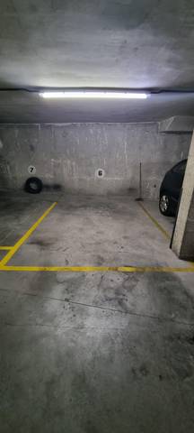 Garaje en Venta en Carrer d'Àngel Guimerà en Molins de Rei