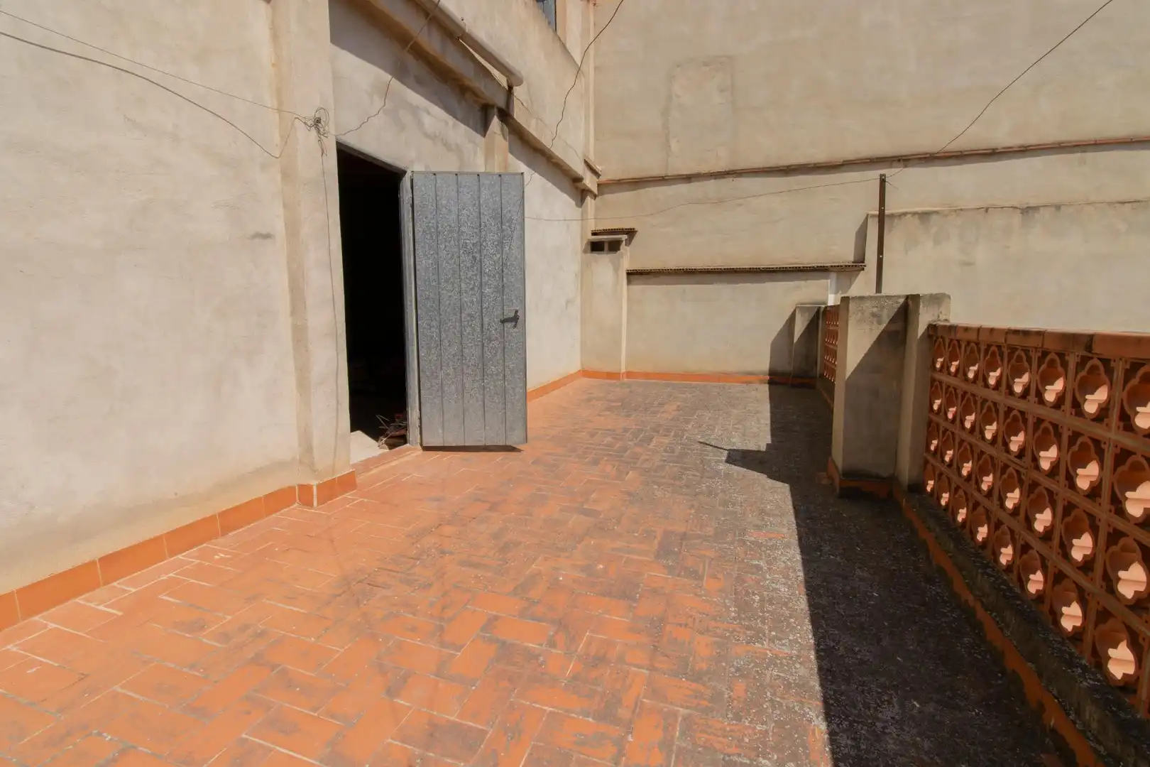 Country homes for sale in Rafelbuñol / Rafelbunyol  with Air Conditioner, Terrace and Furnished