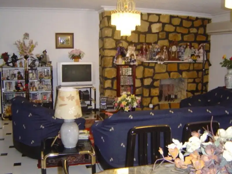 Chalet con jardín en venta en Urbanizaciones, imagen 10