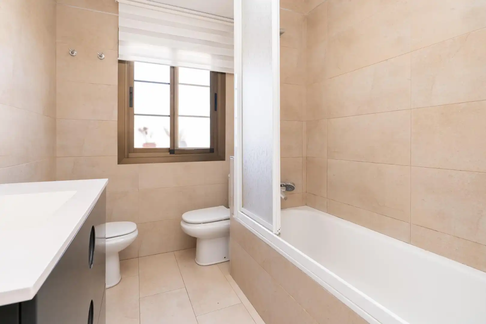 Flat for sale in Calle Calle Islas Hawai, Motril ciudad