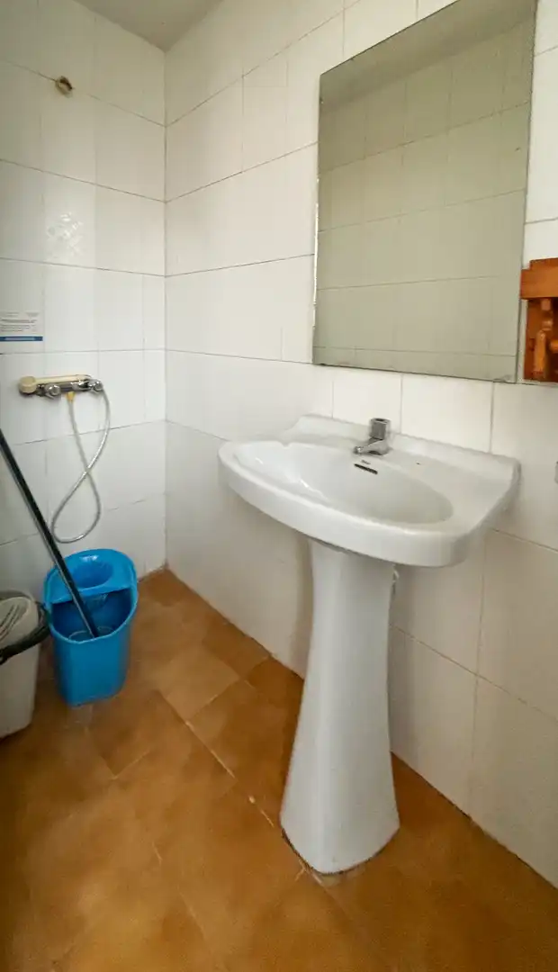 Bany de Local en venda en Puçol amb Moblat