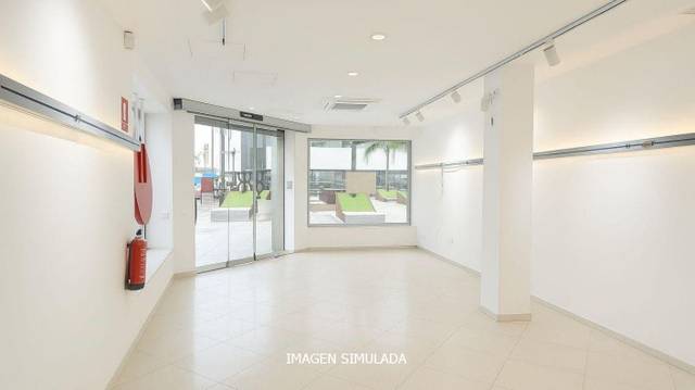 Local comercial en Alquiler en Plaza del mercat en Algemesí