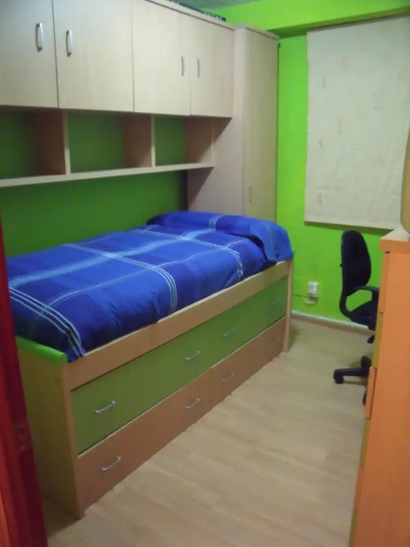 Bedroom of Flat for sale in Córdoba  with Air Conditioner and Furnished